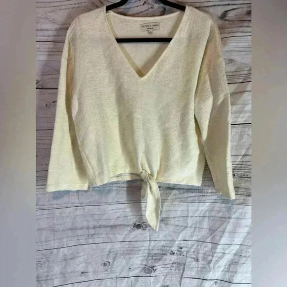 Madewell texture and thread tie up top - Picture 1 of 6